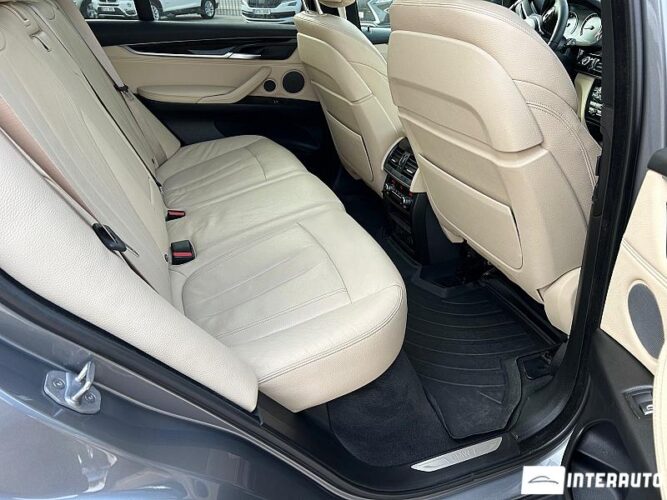 BMW X5 3.5i 53 interauto-car
