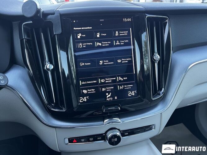 Volvo XC 60 45 interauto-car