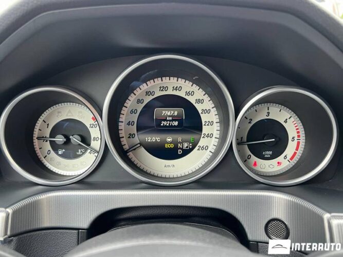 Mercedes E 250 42 interauto-car