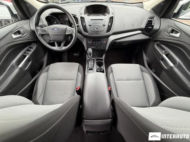 Ford Escape 37 interauto-car