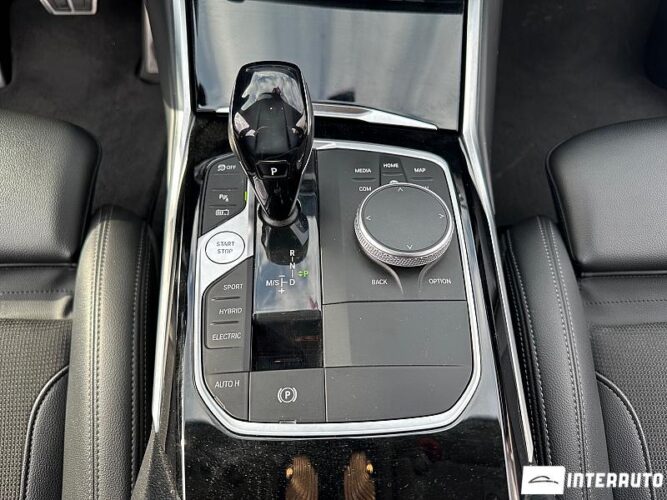 BMW 330E 45 interauto-car