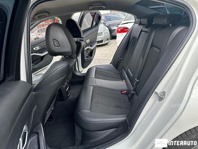 BMW 330E 50 interauto-car