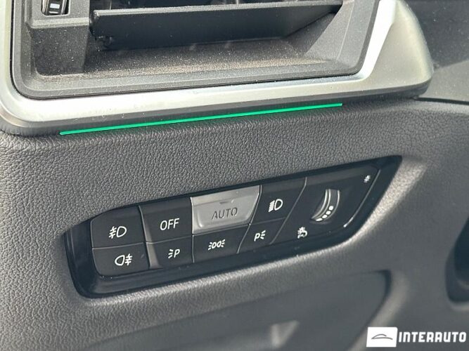 BMW 330E 48 interauto-car