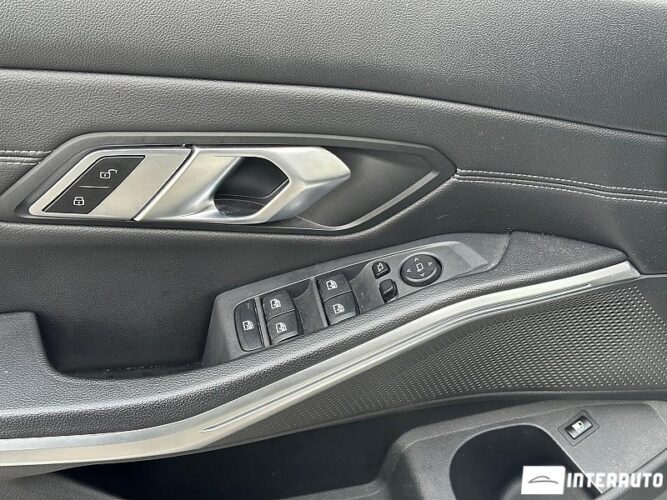 BMW 330E 47 interauto-car