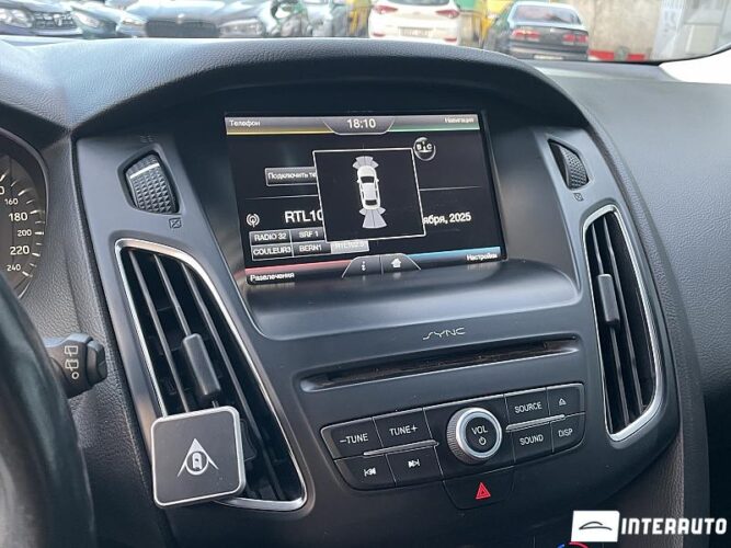 Ford Focus 40 interauto-car