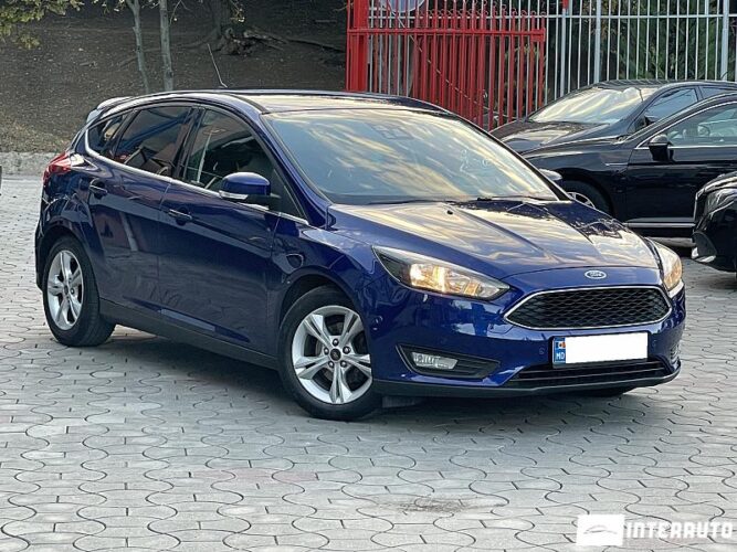 Ford Focus 30 interauto-car