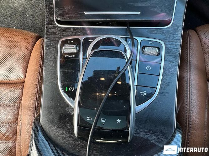 Mercedes C 200 41 interauto-car