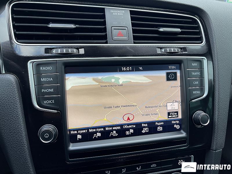 Volkswagen Golf GTE 20 automobil-interauto