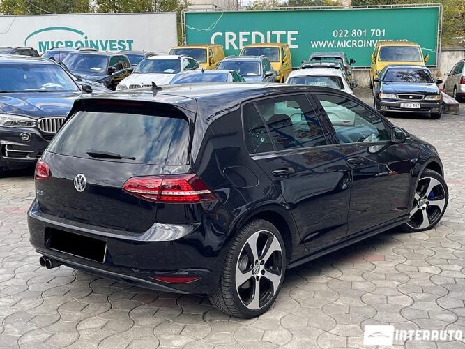 Volkswagen Golf GTE 32 interauto-car