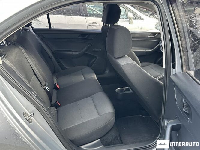 Skoda Rapid 38 interauto-car