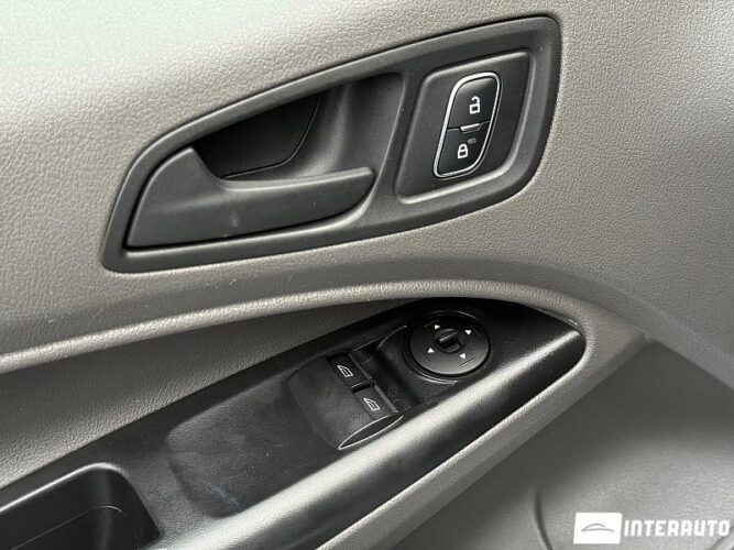 Ford Transit Connect 32 interauto-car