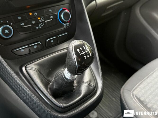 Ford Transit Connect 38 interauto-car