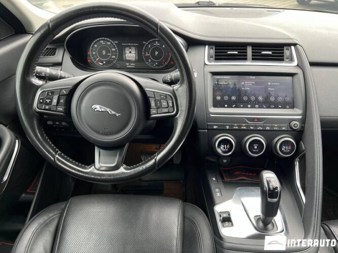 Jaguar E-Pace 43 interauto-car