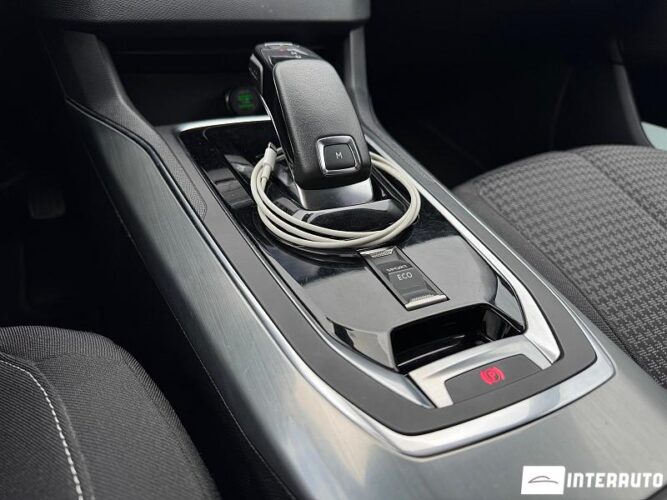 Peugeot 308 37 interauto-car