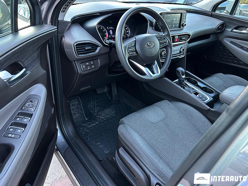 Hyundai Santa Fe 15 automobil-interauto