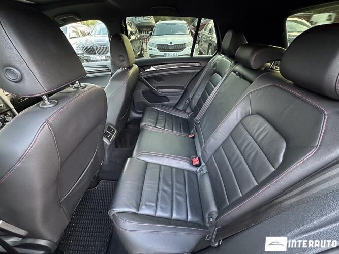 Volkswagen Golf GTI 57 interauto-car