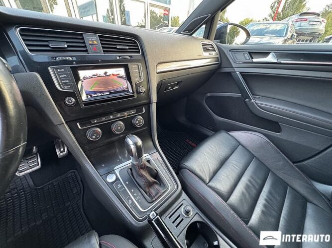 Volkswagen Golf GTI 47 interauto-car