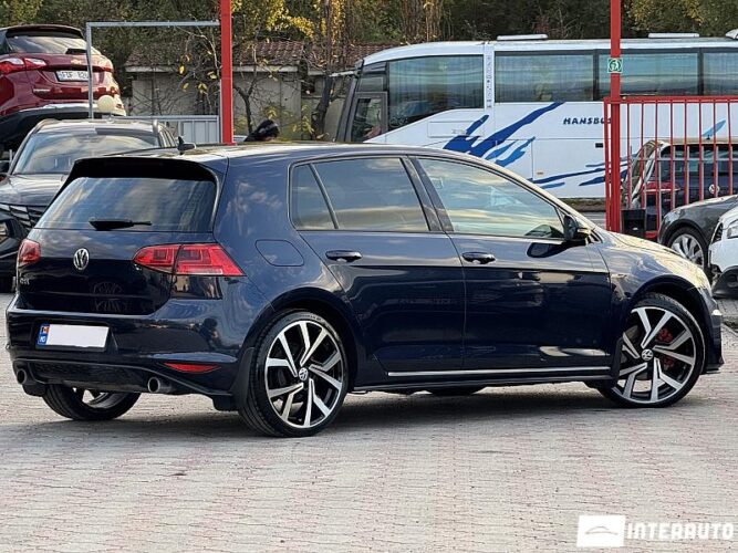 Volkswagen Golf GTI 41 interauto-car
