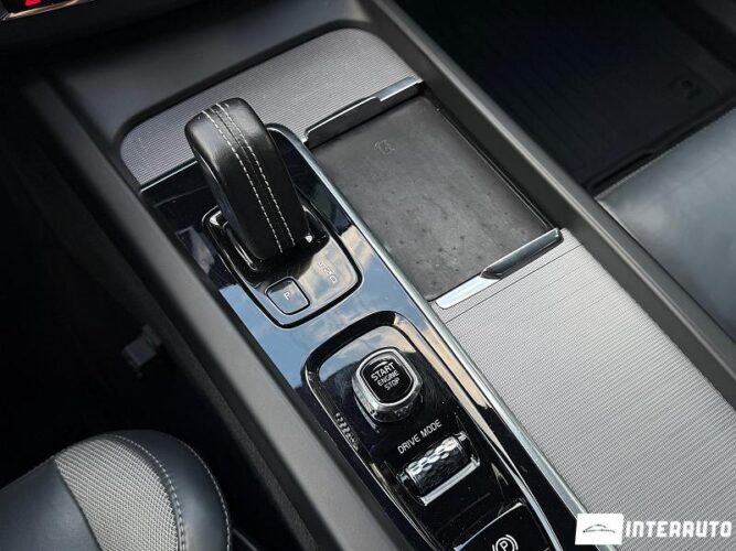 Volvo XC 60 45 interauto-car