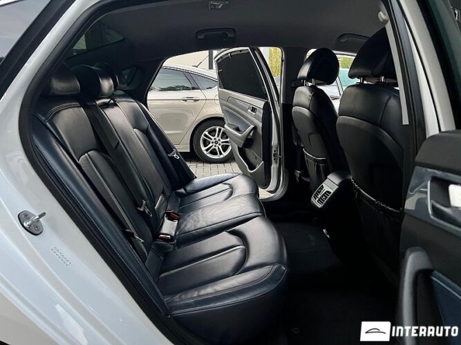 Hyundai Sonata 45 interauto-car