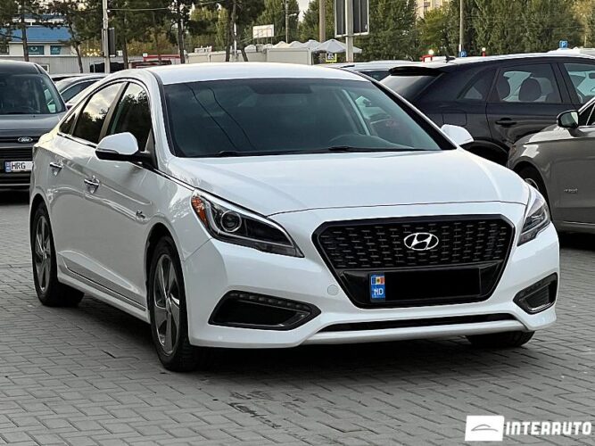 Hyundai Sonata 32 interauto-car