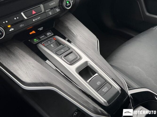 Honda Clarity 43 interauto-car