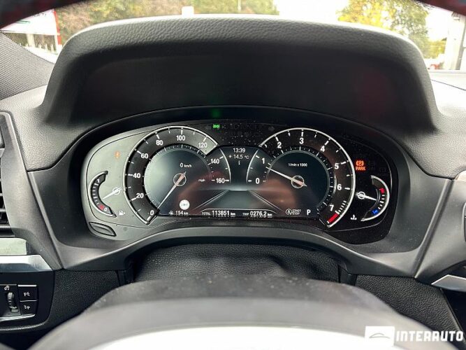 BMW X4 3.0i 37 interauto-car