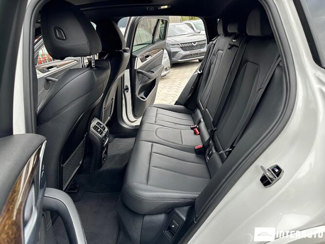 BMW X4 3.0i 34 interauto-car