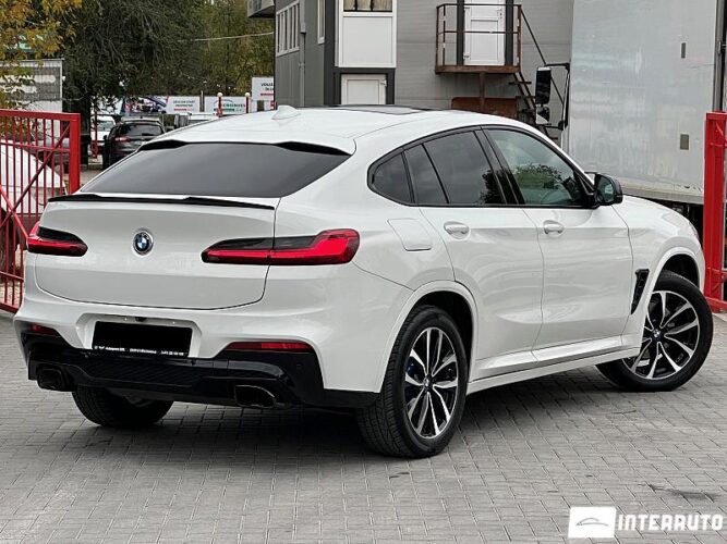 BMW X4 3.0i 31 interauto-car