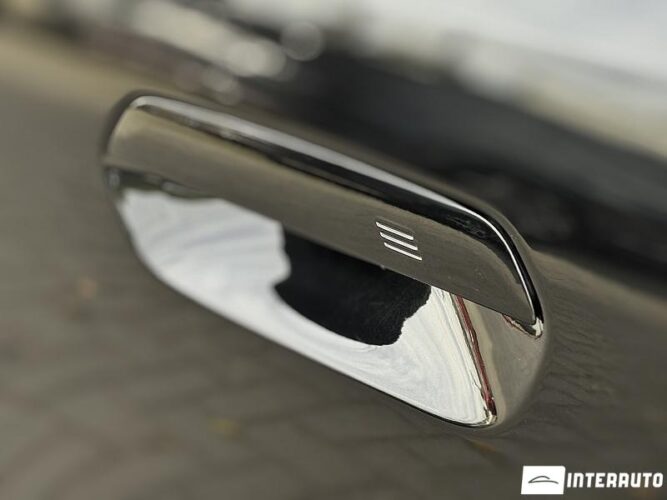 BMW X3 2.0D 41 interauto-car