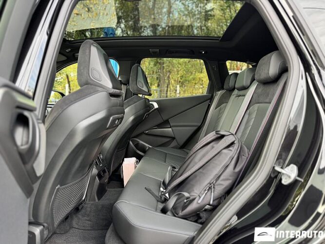 BMW X3 2.0D 55 interauto-car