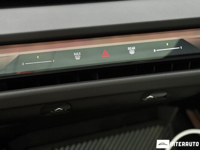 BMW X3 2.0D 52 interauto-car