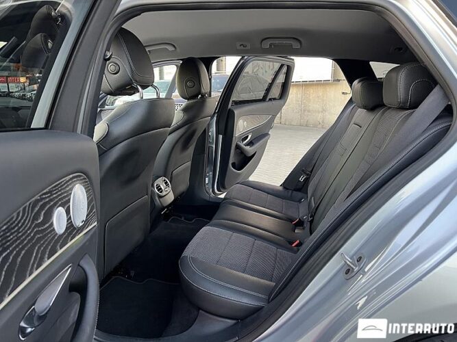 Mercedes E 220 47 interauto-car
