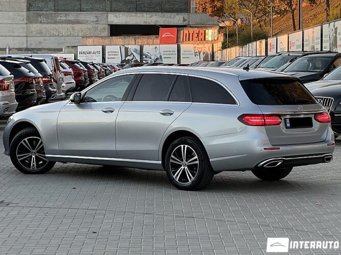 Mercedes E 220 38 interauto-car