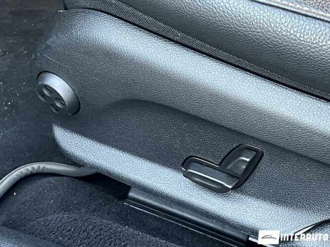 Mercedes E 220 55 interauto-car