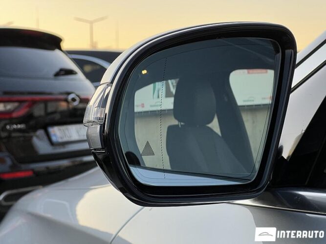 Mercedes E 220 51 interauto-car