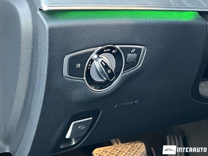 Mercedes E 220 54 interauto-car