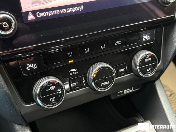 Skoda Octavia 40 interauto-car