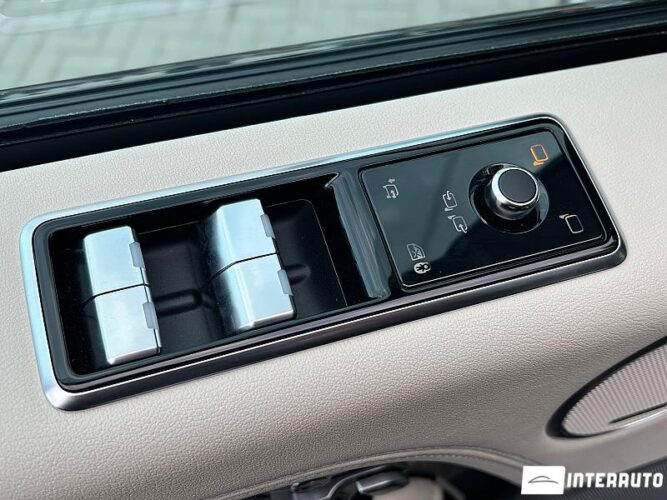 Land Rover Range Rover Vogue 45 interauto-car