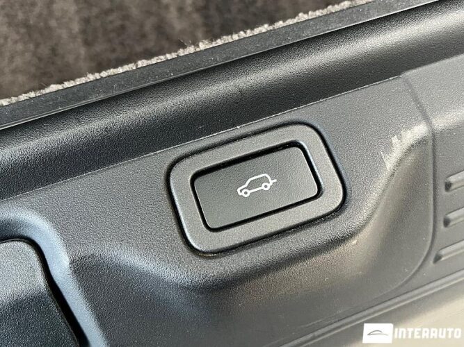 Land Rover Range Rover Vogue 64 interauto-car