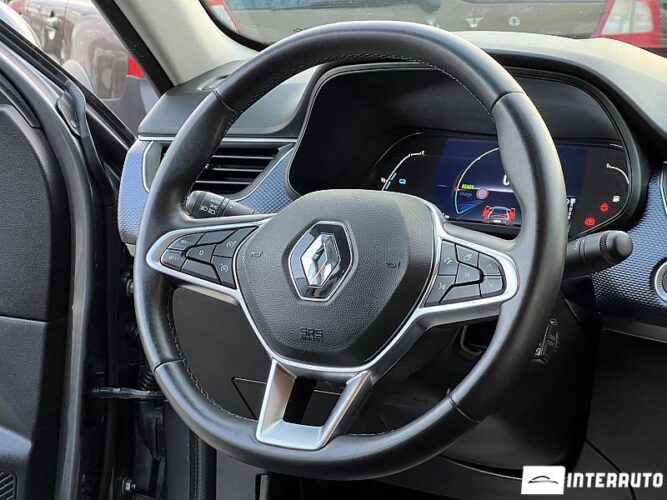 Renault Arkana 38 interauto-car