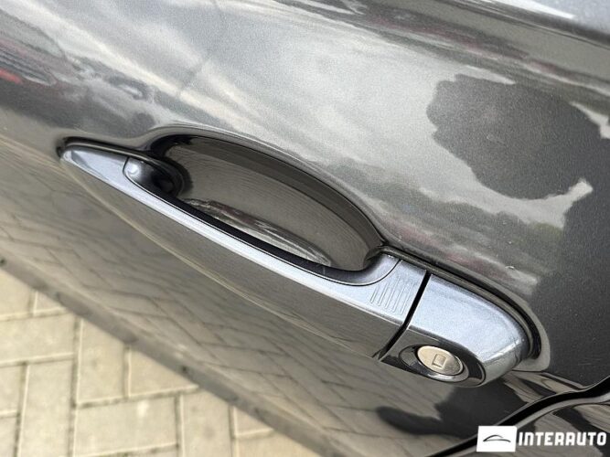 BMW 330 52 interauto-car