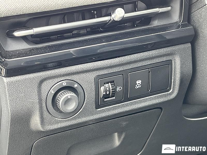 Wuling Xingchi 27 automobil-interauto
