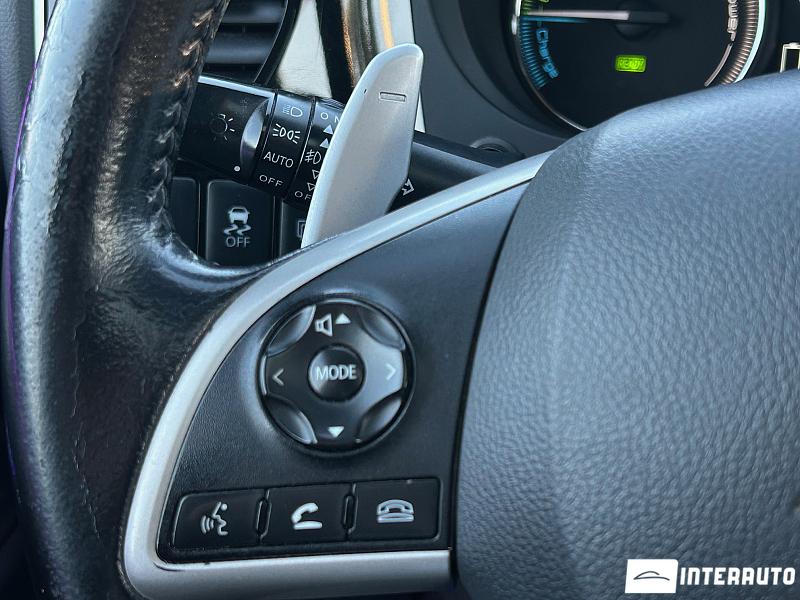 Mitsubishi Outlander 21 automobil-interauto
