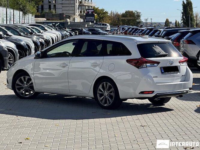 Toyota Auris 35 interauto-car