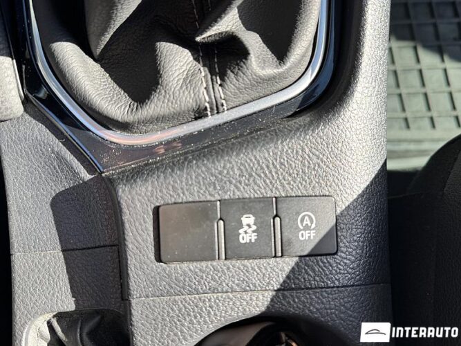 Toyota Auris 43 interauto-car