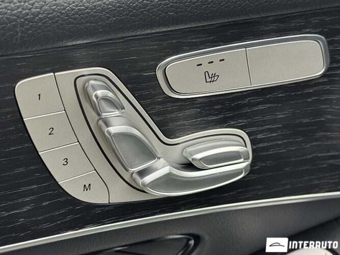 Mercedes GLC 300 49 interauto-car