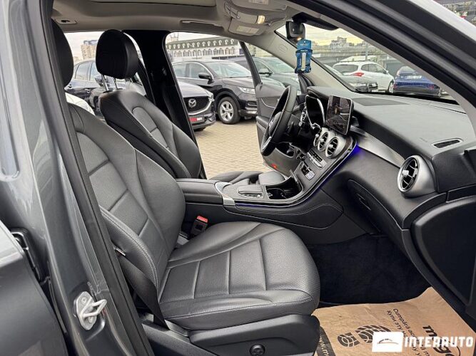 Mercedes GLC 300 52 interauto-car