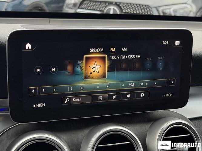 Mercedes GLC 300 44 interauto-car