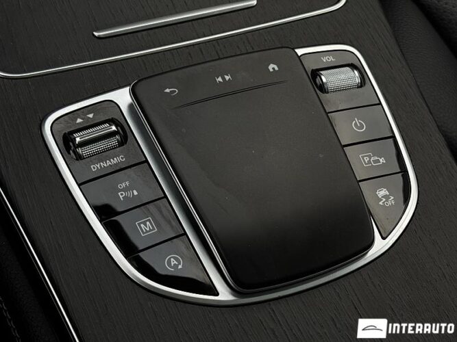 Mercedes GLC 300 47 interauto-car